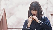 Charisma.com「芥川龍之介『鼻』の舞台を女子高に置き換えた短編映画『HANA』EDテーマはCharisma.com」1枚目/3