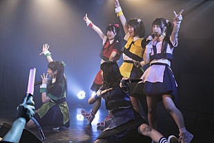 「カワイイ！新世代王道アイドル“神宿”色交換ライブで全員別キャラに「センター、老けたって言われたのがショック」」