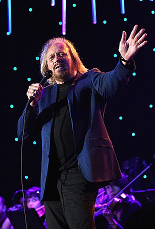 「ビー・ジーズ唯一の生存メンバー、バリー・ギブが秋にソロアルバム発売へ」