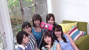 乃木坂46 15thシングルのタイトルは『裸足でSummer』自撮りジャケット