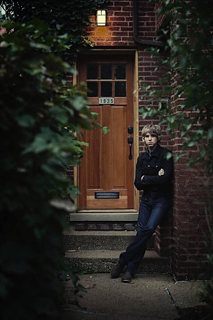 「ウィルコ＆オータム・ディフェンスのパット・サンソンによるソロ・ライブが下北沢＆鎌倉で開催」