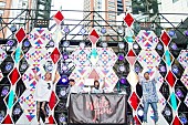 ＷＨＩＴＥ　ＪＡＭ「日本一かわいい女子高生・りこぴん×WHITE JAM【Parteen’s Party】ステージで共演」1枚目/2