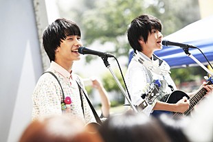 「男子中学生フォークデュオ・さくらしめじ“故郷”大宮の地に響かせた成長のハーモニー」