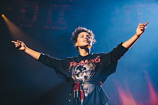 「アリシア・キーズが10周年目の【Apple Music Festival】で魅せたパワフル・ステージ！現地からライブレポートが到着」