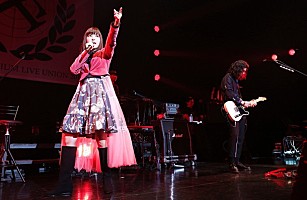 Trustrick 神田沙也加 Billy 坂本真綾のカバー曲も披露した これまでのtrustrickが全部詰まった1日 Daily News Billboard Japan