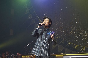 山内惠介 全国ツアー最終日に全26曲熱唱！ 来年10月には東京国際