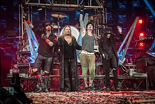 「映画「モトリー・クルー『THE END』」各地ソールドアウト続出！伊藤政則氏の登壇が急遽決定！」