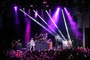 「メイド服でロックするBAND-MAID 目標である「世界征服」に向け動き出した……メキシコお給仕も大盛況」