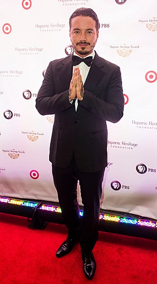 「J.バルヴィン、ファレルらとのコラボ曲で5曲連続No.1を獲得」