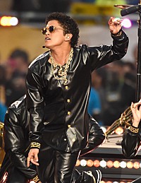 ブルーノ・マーズがアデルの“スターぶり”を暴露 | Daily News | Billboard JAPAN