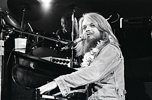 「レオン・ラッセルが74歳で死去」