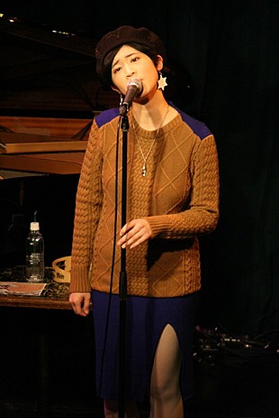 「“歌謡曲の歌姫”伊藤美裕 ニューヨーク旅を経て「音楽という言葉で喋っているんだと思いました」」