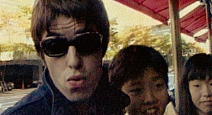 「映画『オアシス：スーパーソニック』初来日時の映像公開！ ミュージシャンや著名人からのコメントも到着」