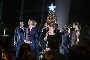 「VOCES8によるスペシャルライブ、地上350mで一足早いクリスマス」