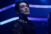 ディーン・フジオカ「DEAN FUJIOKA自身初の年末ライブレポート、ダンスや太極拳披露にファン大興奮」1枚目/4