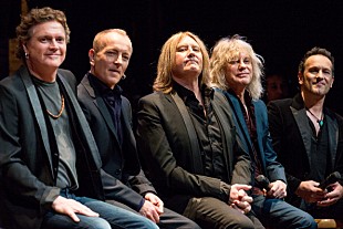 「【2017年に節目を迎えるバンド】TOTO、デフ・レパードが結成40周年、フリートウッド・マックは結成から50年」