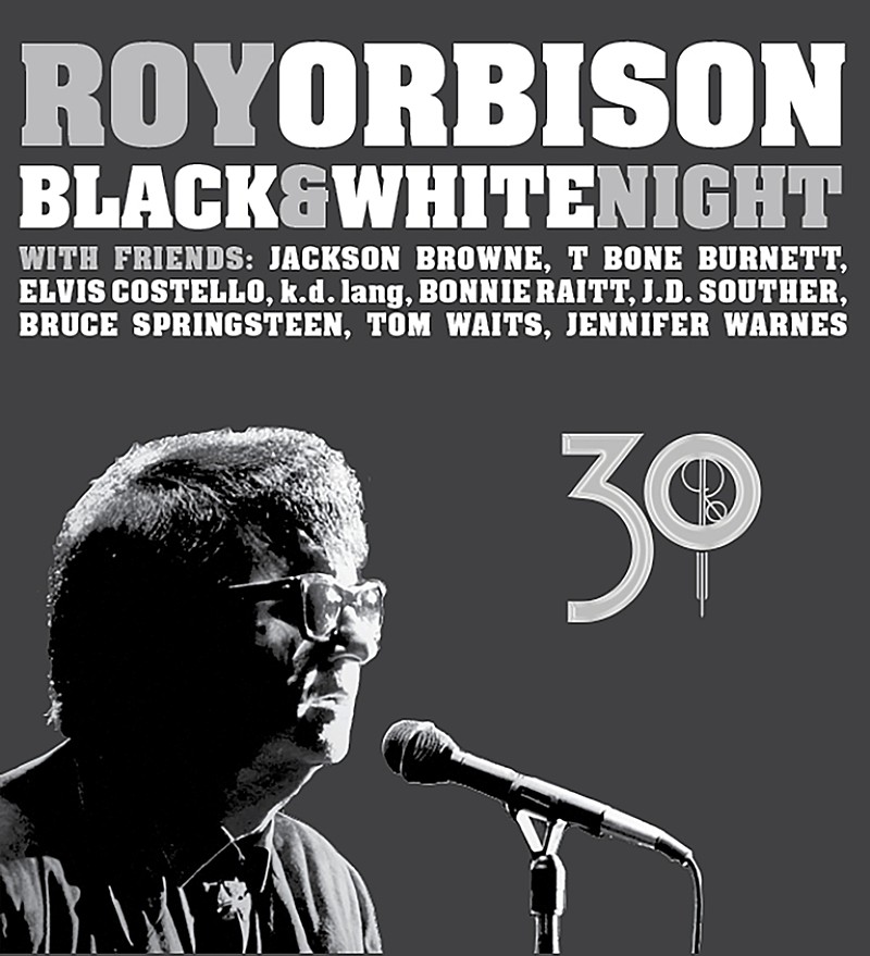 ロイ・オービソンによる復活ライブの30周年記念エディション発売、ボス/コステロら出演のドキュメンタリー収録