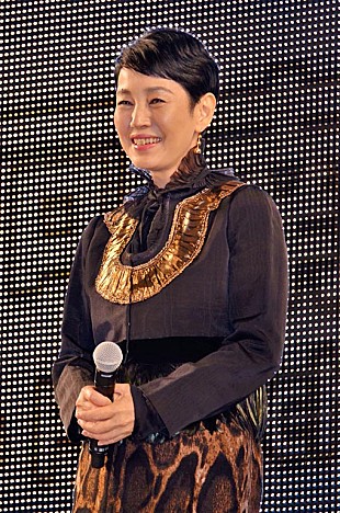 「樋口可南子、マ－ベルのコスプレファンに大興奮　“マネキン・チャレンジ”で瞬きなしの女優魂」