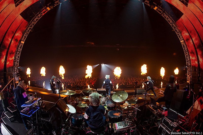MAN WITH A MISSION「MAN WITH A MISSION【The World&#039;s On Fire TOUR 2016】ライブ映像のダイジェスト公開」1枚目/2