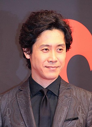 「“マイペ－ス”松田龍平に不満爆発！　大泉洋「バイオリン弾いてんじゃね－よ」」