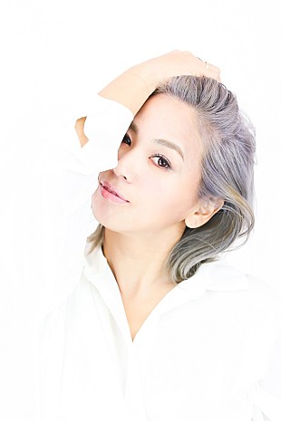 「MINMI、デビュー15周年のお祝いに豪華アーティスト＆モデルからコメントが到着」