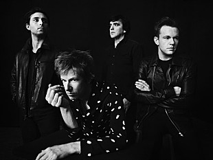 「スプーン、奇想天外なMVを公開＆国内盤にアドロックらのリミックスを収録」