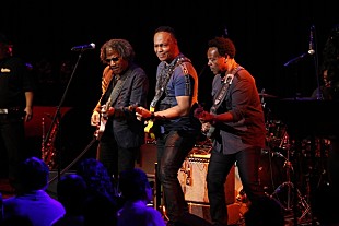 「80’sDreamがよみがえる夜。レイ・パーカーJr.＆レイディオ大阪公演レポート」