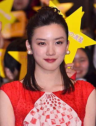 「永野芽郁、初主演作舞台あいさつで感極まり涙　不安や葛藤明かし「愛を込めて作った作品」」