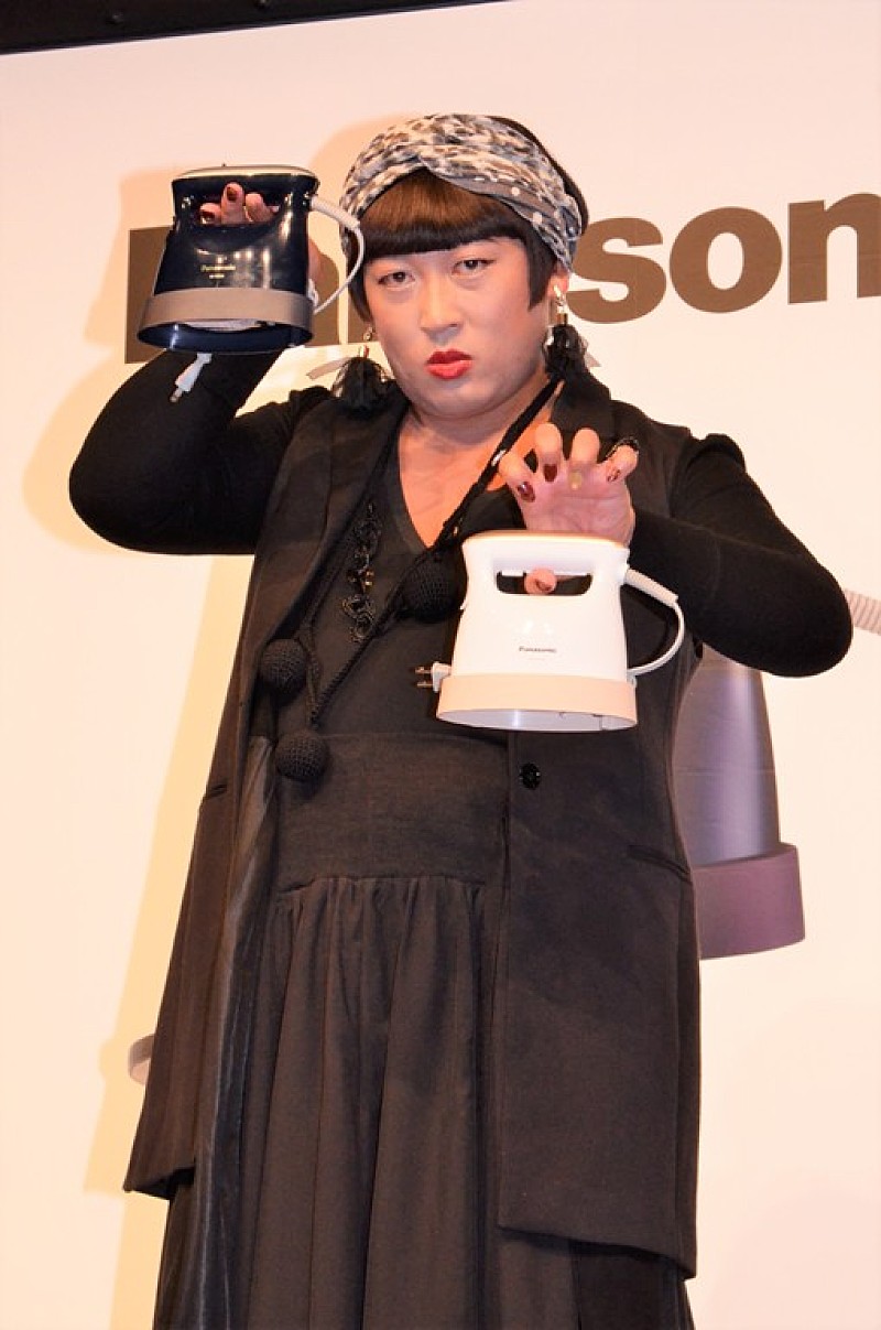 「ロバ－ト秋山、キャラクタ－作り過ぎで混乱　人気爆発も「結局は会社が持っていく」」1枚目/1