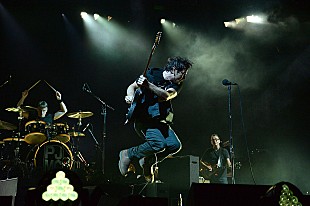 「パール・ジャム、Tシャツで【ロックの殿堂】入りを果たしていないアーティストたちに敬意」