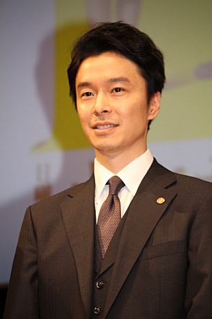 「長谷川博己「ここに立っているのも不思議な感じ」　主演ドラマ撮影で多忙な日々を過ごす」