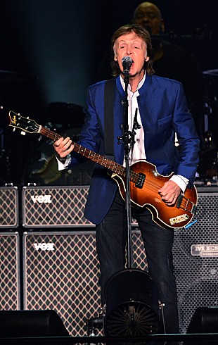 「ポール・マッカートニー来日直前！オープニング曲はやはりソロ初披露のビートルズ・ナンバーが最有力か」