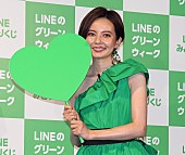 「ベッキ－、昨年の不倫騒動に起因…？　芸能人のＬＩＮＥ友だち「ほぼいない」」1枚目/1