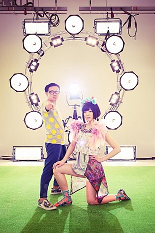 「スミス＆夢眠ねむ（でんぱ組.inc）“スミネム”監督 話題の動画「ダンス」篇が公開」