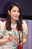 高畑充希「高畑充希「腹黒く頑張っていきたい」　『植物図鑑～』で新人女優賞を獲得」1枚目/1