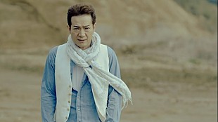 「田原俊彦 新曲「フェミニスト」MVで荒野を駆け抜ける」