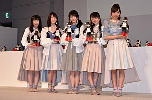 「ＡＫＢ４８＆ロボットＲｏｂｉ４８がコラボダンス披露　横山由依、“雨予報”にも「思い出に残る総選挙になれば」」