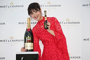 「佐々木希、多忙でも「必ず時間を作って…」　シャンパンに合う“こだわりレシピ”を紹介」
