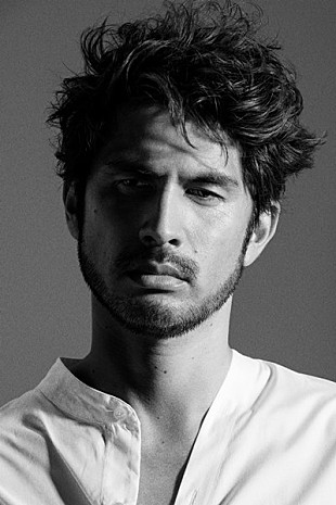 「平井 堅がビルボードライブ東京で一夜限りの招待制ライブを開催、「大人な夜にしたい」」