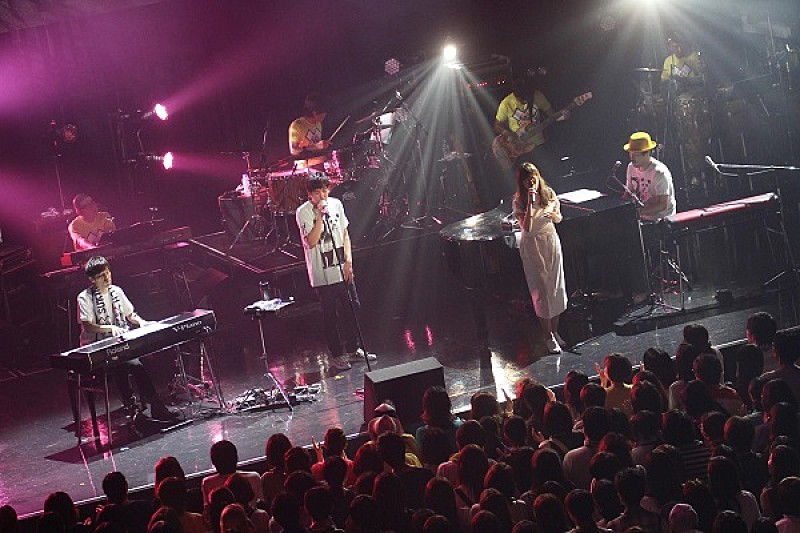 Aimerが、スキマスイッチ＆澤野弘之のタイバンライブにサプライズでゲスト出演