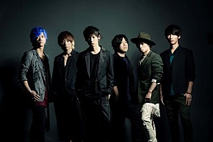 「UVERworld、アルバム『TYCOON』のアートワーク公開　歌詞ブックレット内にはTAKUYA∞撮りおろし写真も」