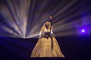 「浜崎あゆみ 全60公演のロングツアー第一章が締めくくり」