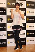 深田恭子「深田恭子「ル－ムランナ－でランニングを始めた」　「ミニ扇風機を持ち歩いている」」1枚目/1