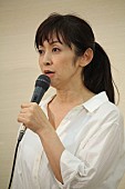 斉藤由貴「斉藤由貴、「一線は？」に不快感　W不倫報道受け会見」1枚目/1