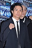 橘ケンチ「橘ケンチ「僕も二十歳ぐらいの気持ち」　共演者に名入りジャ－ジ－贈るも「全員だぼだぼ」」1枚目/1