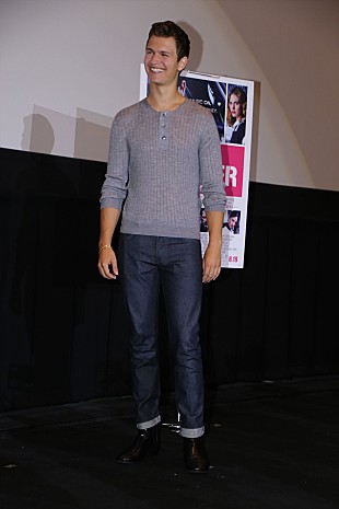 「１９１センチのイケメン俳優アンセル・エルゴ－トが登場！　『ベイビ－・ドライバ－』の主演俳優が来日」