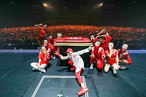 G-DRAGON (BIGBANG)、ドームツアー日本公演スタート 5万人がサプライズ