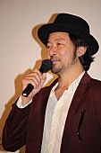 浅野忠信「浅野忠信“癖のない役”に笑顔　「事件を起こさなくても演じ切れる」」1枚目/1