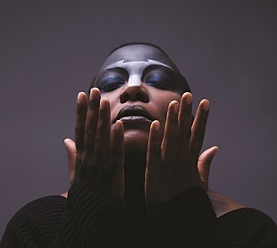 「『8月29日はなんの日？』異彩を放つ孤高のベーシスト、ミシェル・ンデゲオチェロの誕生日」