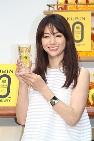 「井川遥、ハイボ－ルを作ってあげたい男性は？　「おいしいと言って食べたり飲んだりする人」」